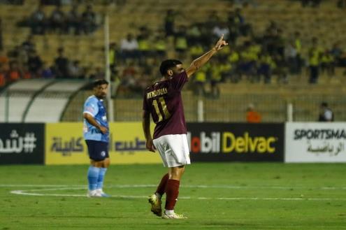 مصدر في سيراميكا ليلا كورة: الحديث عن شراء قندوسي سابق لأوانه.. ومستمر معنا بالموسم المقبل 